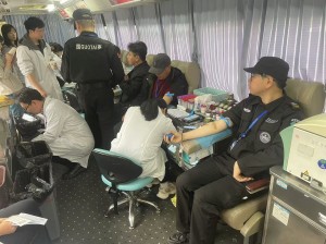熱血傳愛，共筑生命橋梁——溫州國泰保安服務有限公司駐溫州附一醫(yī)安保隊伍開展愛心獻血活動